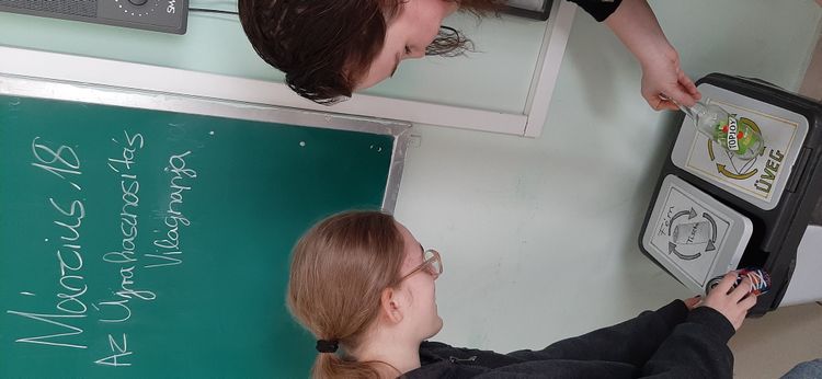 Újrahasznosítás világnapja